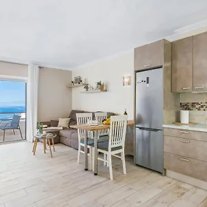 Ocean Smart Home, Hi-end Services, Media Streaming , Costa Adeje (Tenerife) Hiszpania
